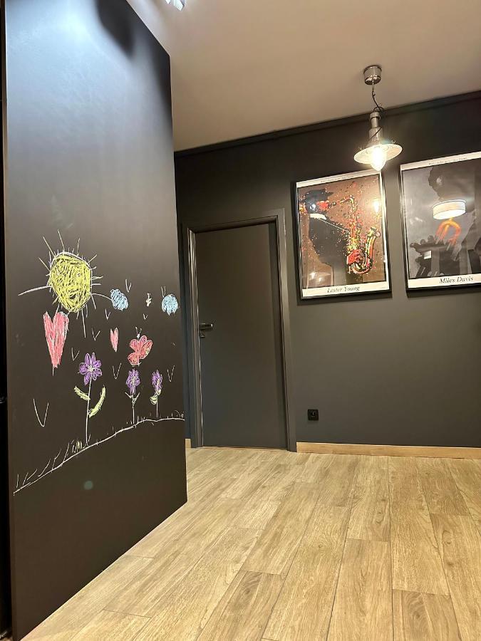 Jazz Apartament Czestochowa Centrum 2-Bedroom Eksteriør bilde