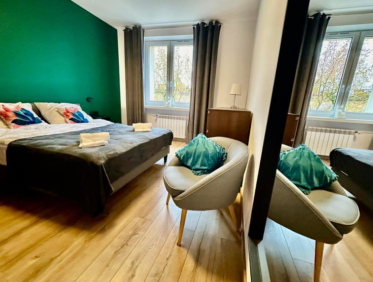 Jazz Apartament Czestochowa Centrum 2-Bedroom Eksteriør bilde